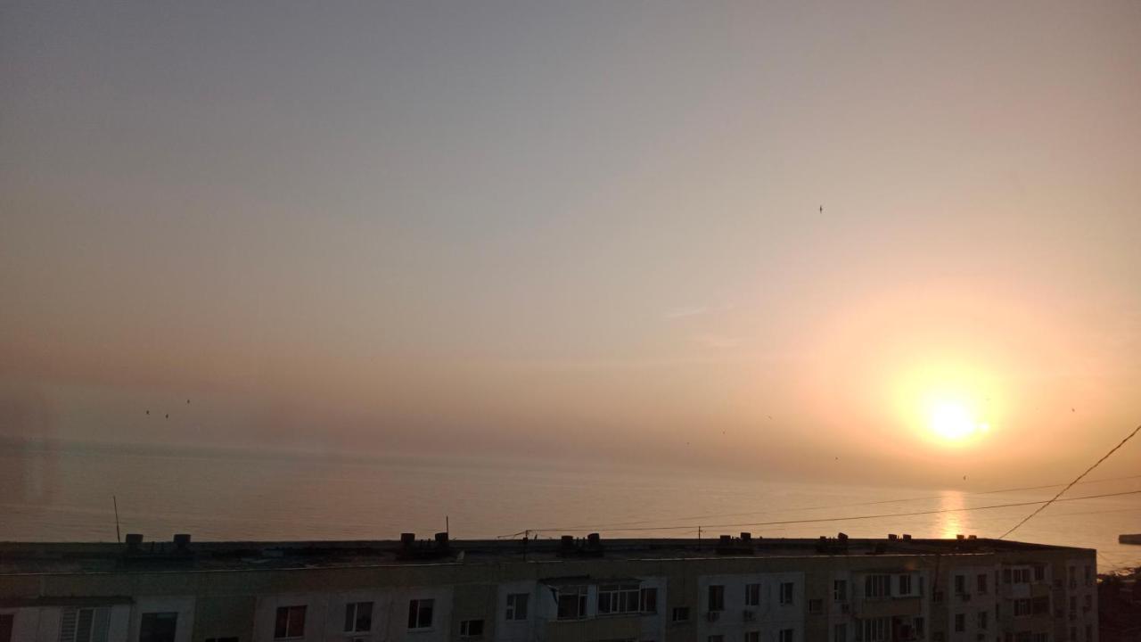 Трехкомнатные Апартаменты В 15 Микрорайоне С Видом На Каспийское Море И Возле Моря Aktau  Exterior foto